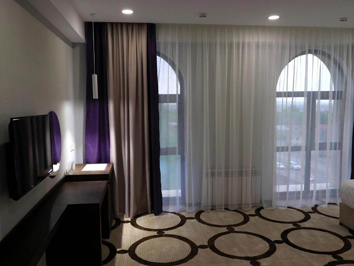 Отель East Palace Hotel, Алматы