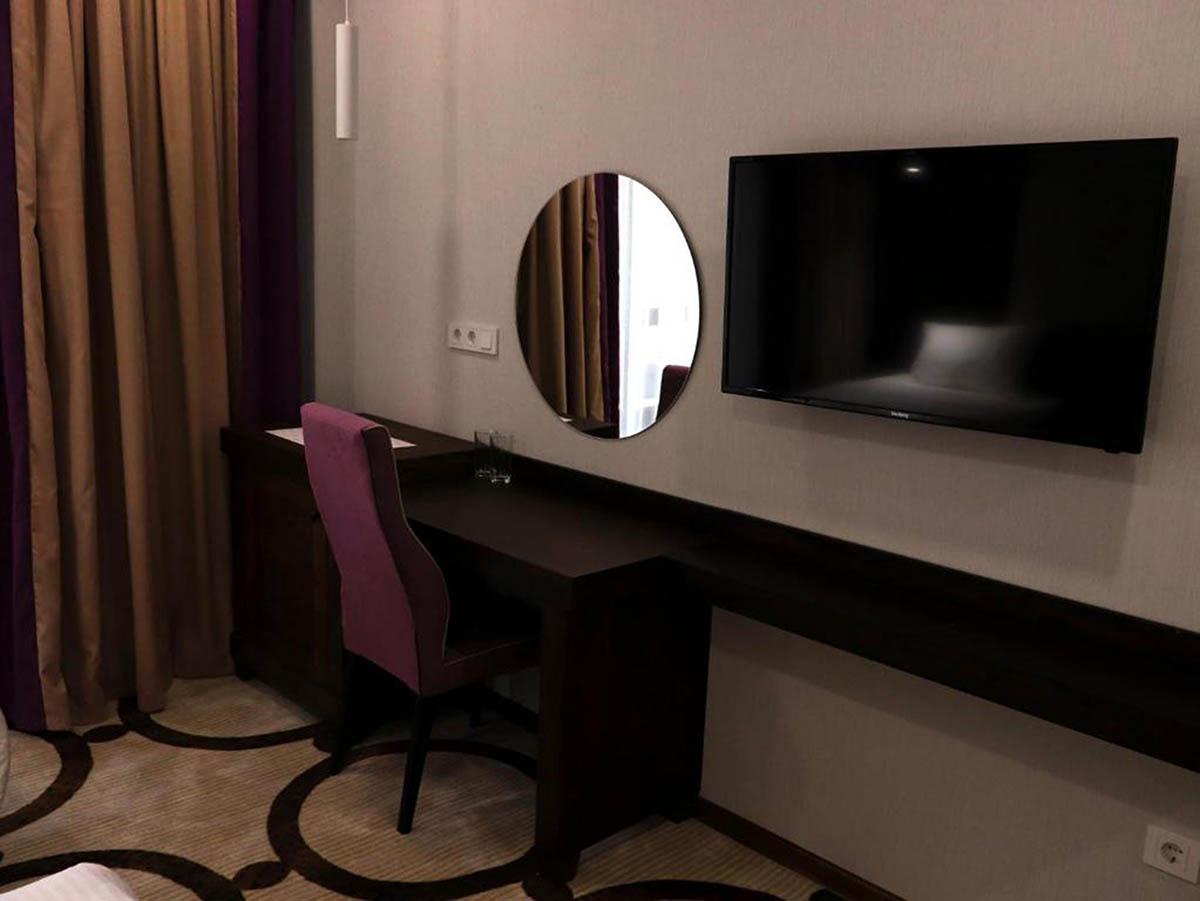 Отель East Palace Hotel, Алматы