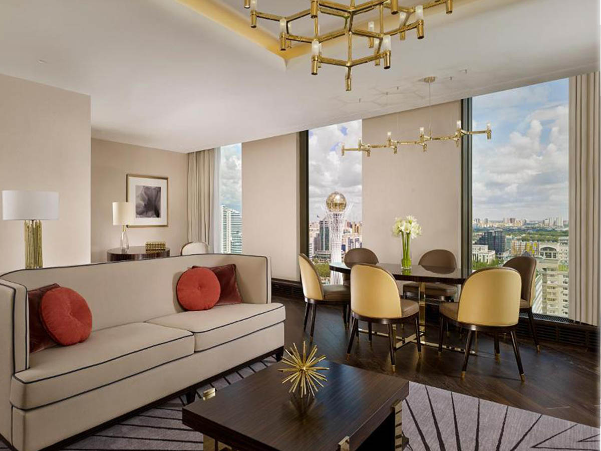 Отель The Ritz-Carlton, Астана