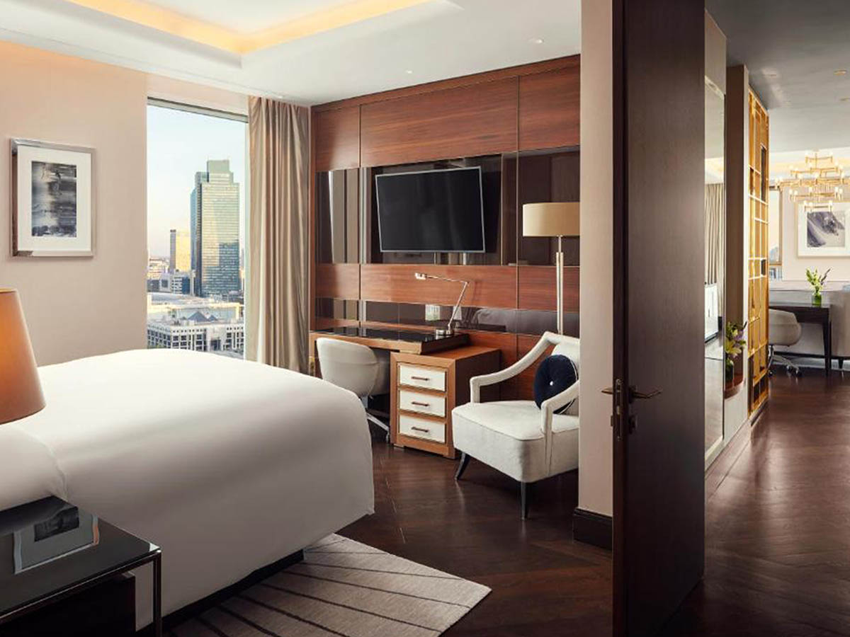 Отель The Ritz-Carlton, Астана