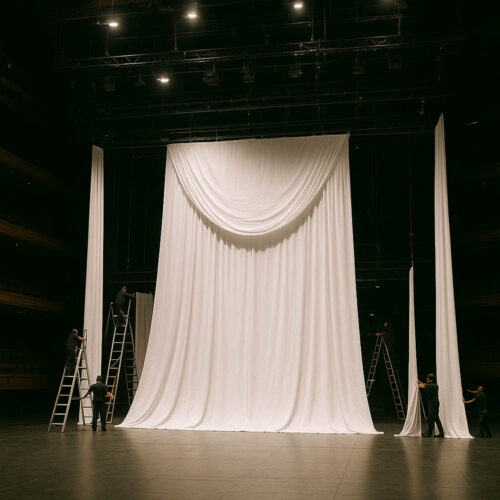 Сценические занавесы: виды, назначение, критерии выбора
